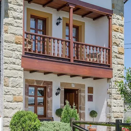 Country house Casa Rosaura Naveda (Asturias)